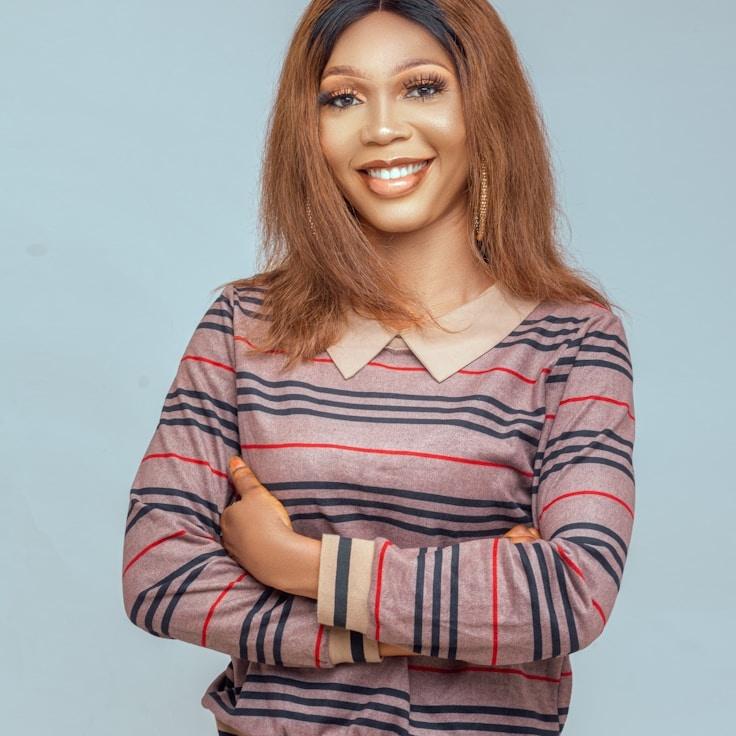 Anna Weber - Founder of MellowCoveBeam